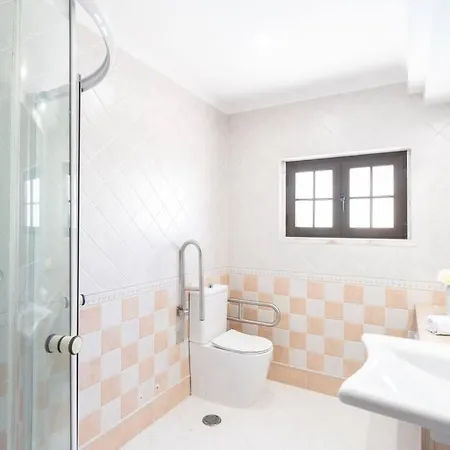 Aroeira Sunny - Heated Pool Extra Cost *