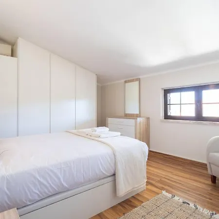 Tatil Evi Aroeira Sunny - Heated Pool Extra Cost Amora