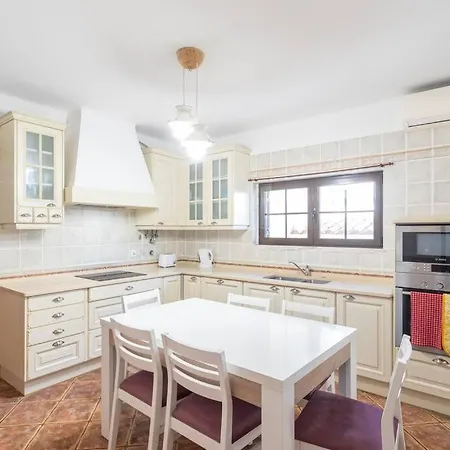 Aroeira Sunny - Heated Pool Extra Cost * Amora