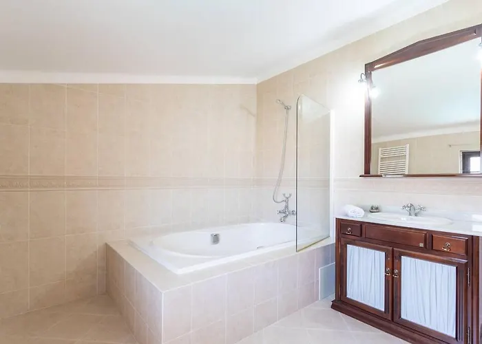 Aroeira Sunny - Heated Pool Extra Cost Amora