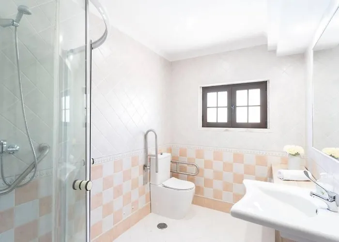 Aroeira Sunny - Heated Pool Extra Cost *