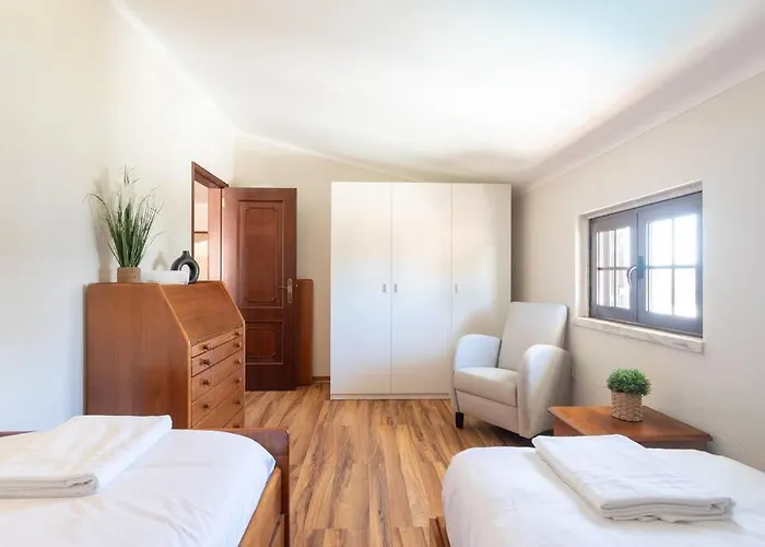Aroeira Sunny - Heated Pool Extra Cost *